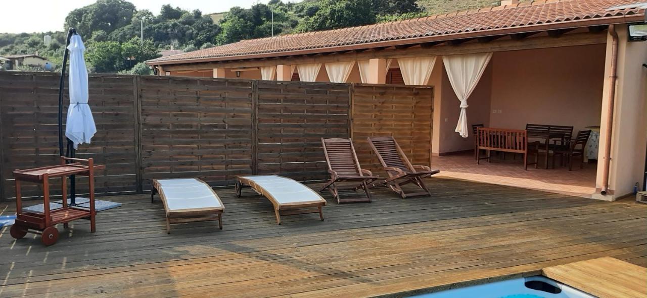 Villa Marci Con Piscina Privata A Nulvi Екстер'єр фото